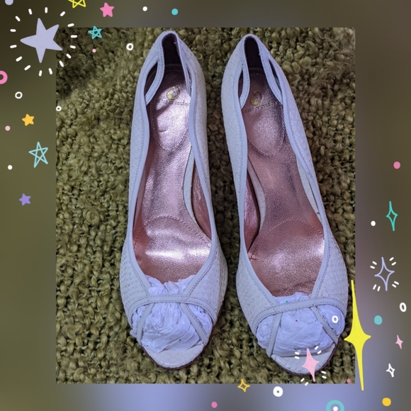 HOUSE OF DEREON BY BEYONCE " ENIGMA" PUMPS - Picture 5 of 5